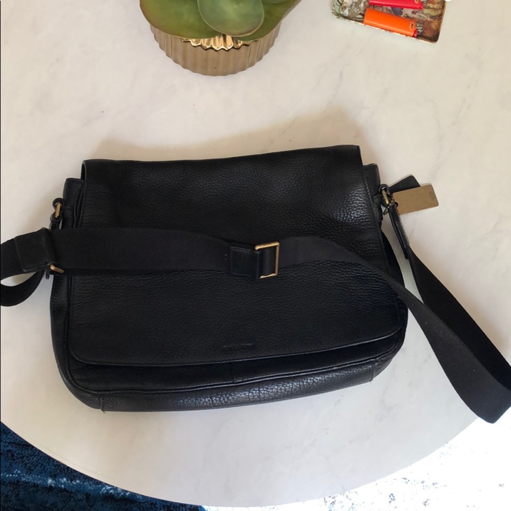 Coach messenger bag - like new